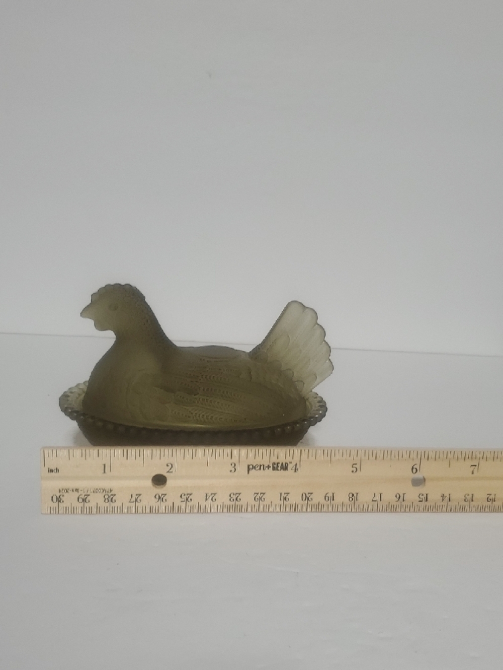 Vtg Olive Green Glass Hen on Nest - Picture 4 of 4